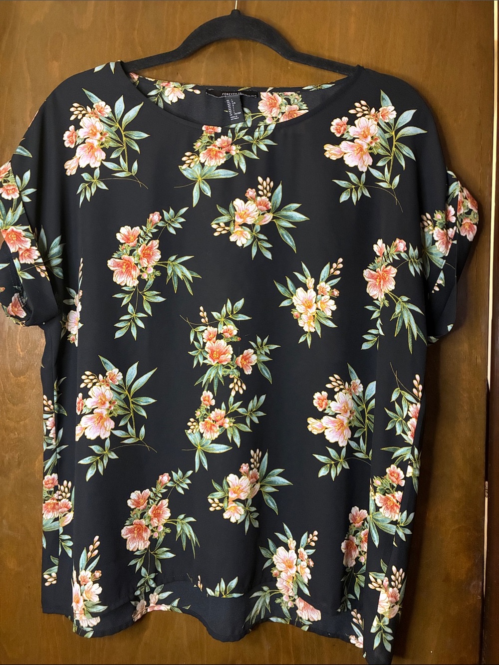 Forever 21 Black Floral Short-Sleeve Blouse